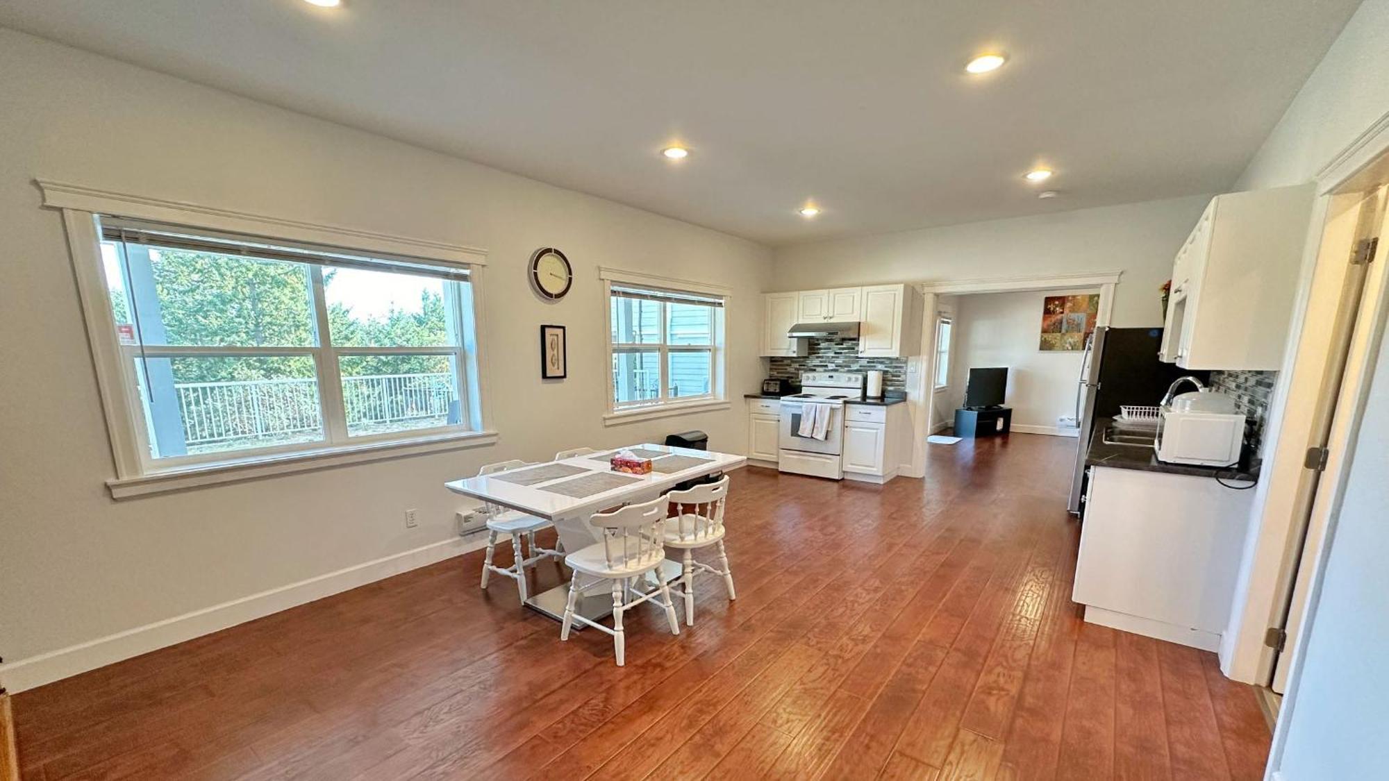 Oasis Bed & Breakfast Langford Bagian luar foto
