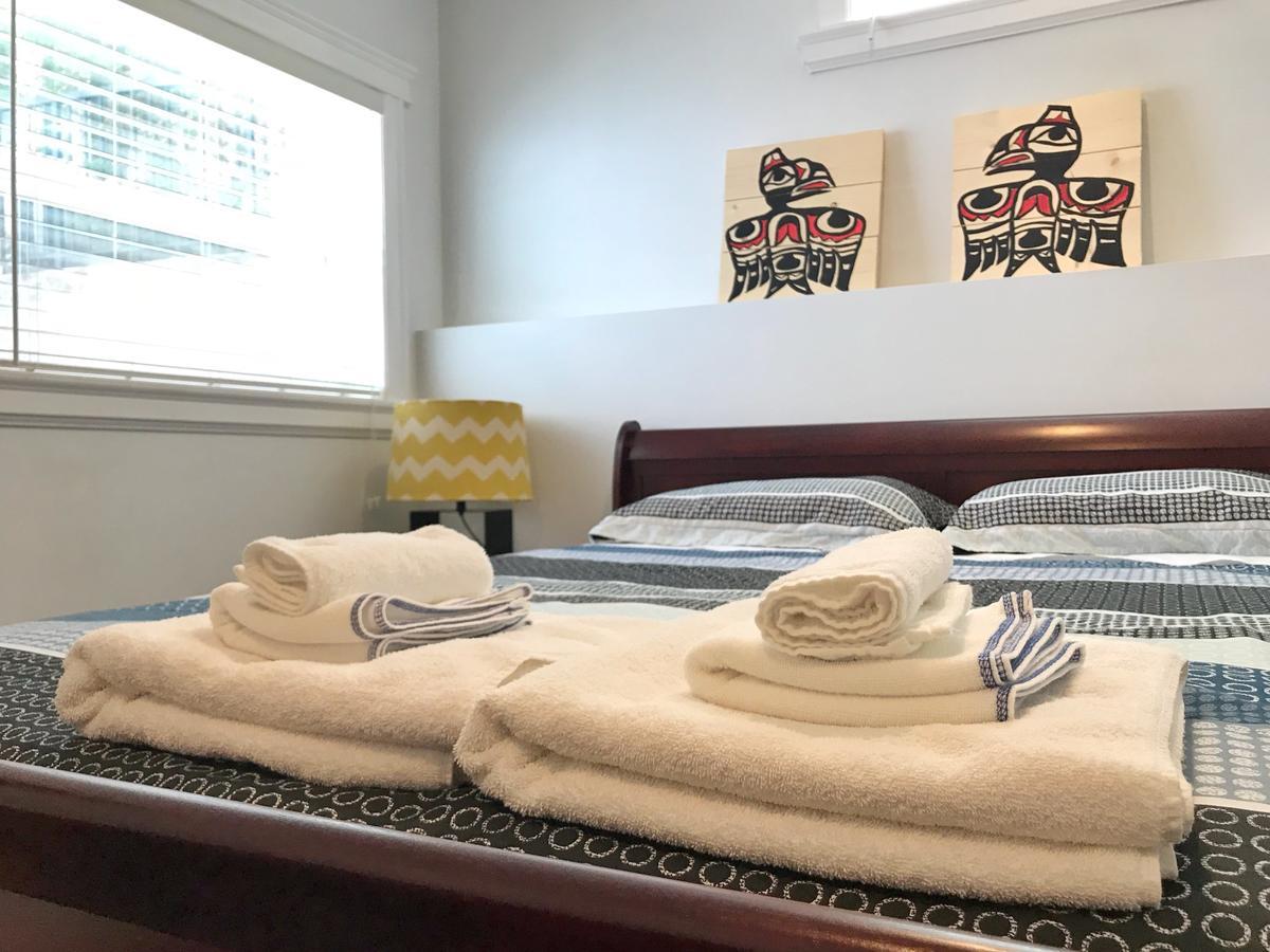 Oasis Bed & Breakfast Langford Bagian luar foto